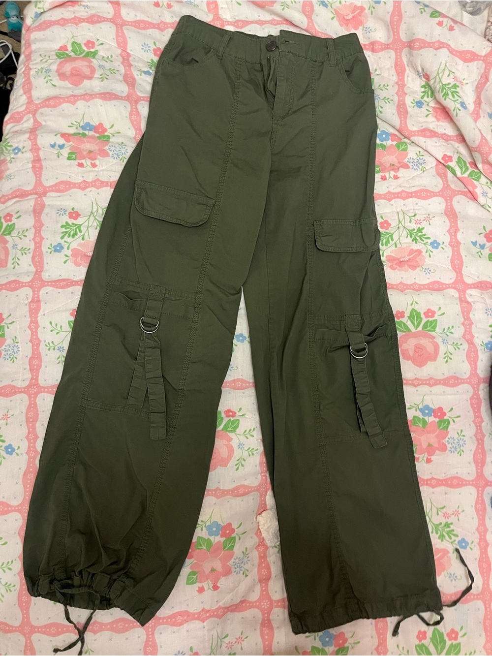 No Boundaries Olive Green Cargo Jogger Pants
